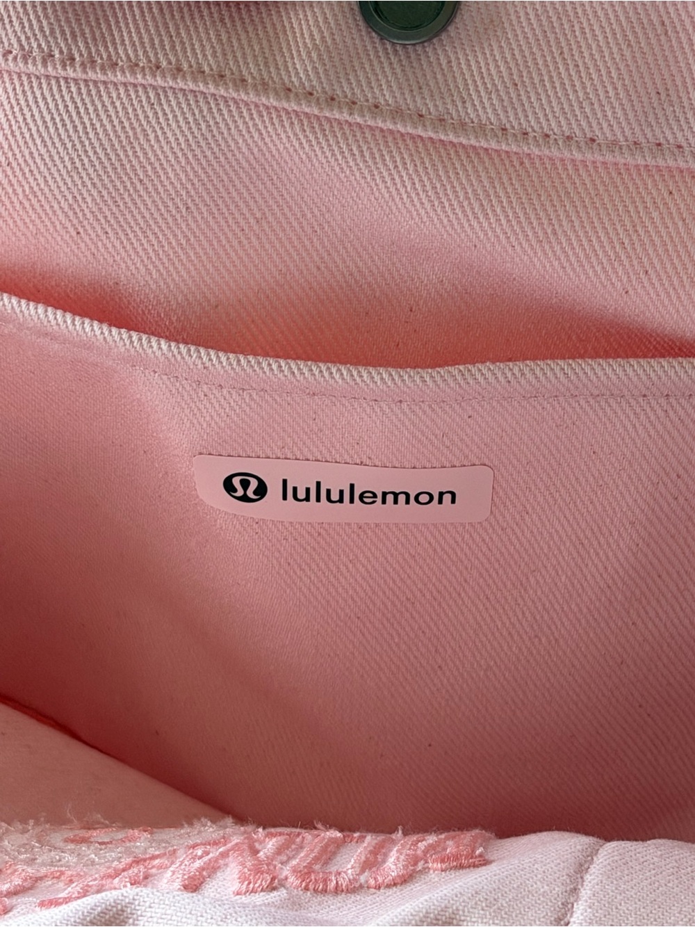 RARE Lululemon Daily Multi Pocket Canvas Tote 20L Collegiate Pink Pearl NWT - Picture 7 of 10